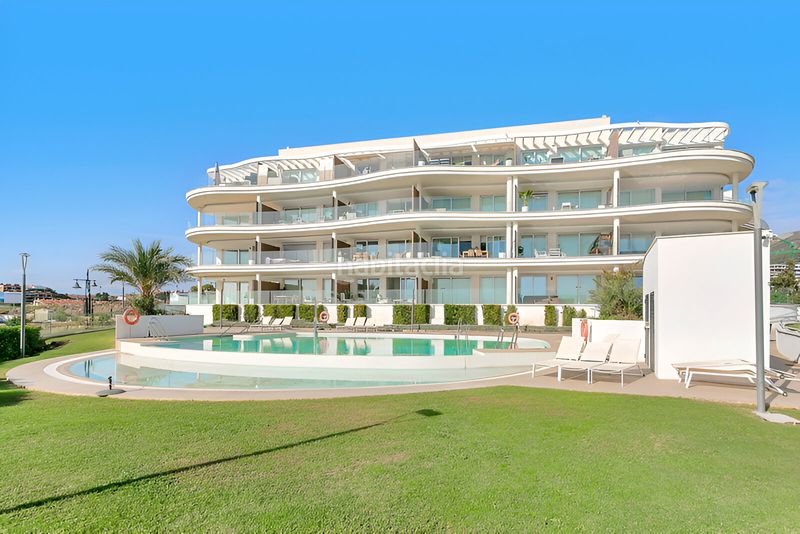 Foto 9991ded3-7599-4258-b790-d35dbd9fa570. Apartament amb calefacció aparcament piscina a Puerto Deportivo Fuengirola