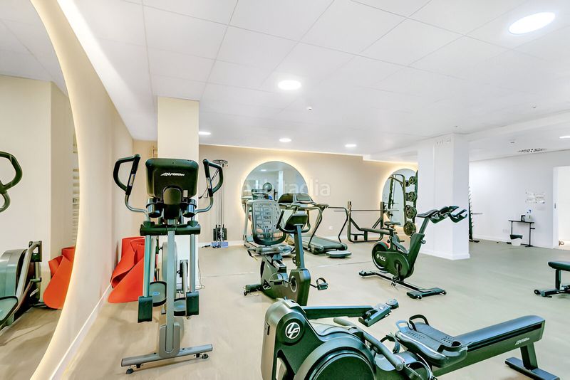 Foto 9f9394d7-d11e-4854-9ae1-e42e6e5bb39b. Apartament amb calefacció aparcament piscina a Puerto Deportivo Fuengirola