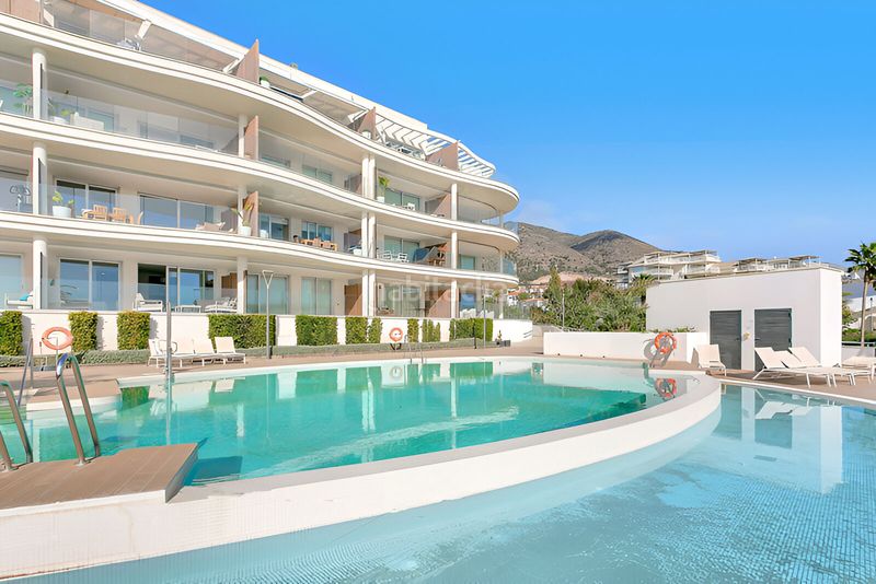 Foto a14a73ce-b8d6-4fe5-92d8-9769126d59bf. Apartament amb calefacció aparcament piscina a Puerto Deportivo Fuengirola