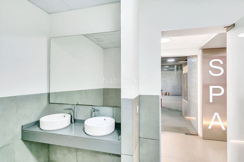 Foto d15712c5-e284-4d8c-bb35-d5b7bf5008e5. Apartament amb calefacció aparcament piscina a Puerto Deportivo Fuengirola