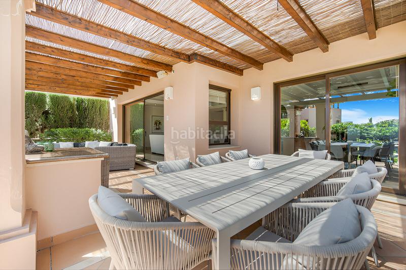 Foto 34e0dc32-e370-40fe-816d-e5f729208b8f. Reihenhaus mit parking pool in Puente Romano Marbella