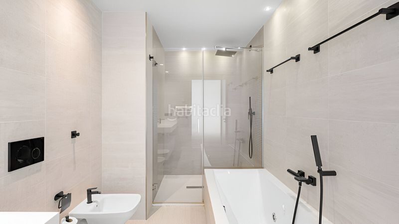 Foto 1941154f-7096-40ae-8a0a-754306416178. Apartament amb aparcament piscina a Nueva Andalucía centro Marbella