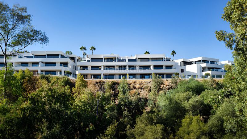 Foto 440311a0-16ab-4a50-b934-9cd2b0a2a383. Apartament amb aparcament piscina a Nueva Andalucía centro Marbella
