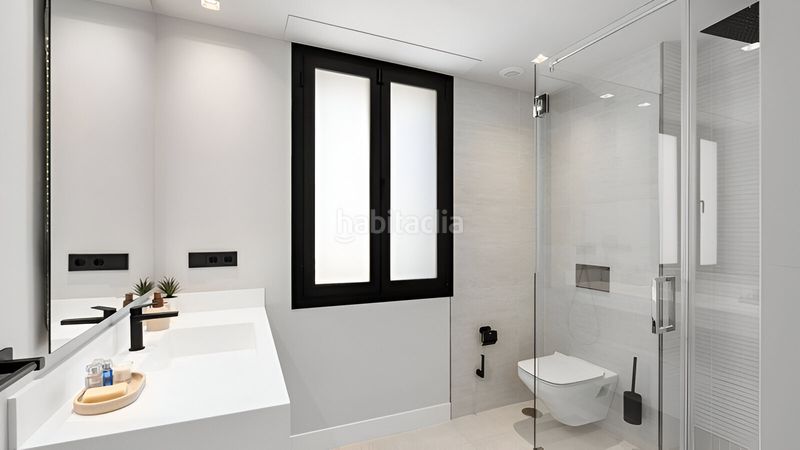 Foto 4d32e0ff-98ce-4acc-b5cd-737a49a2443b. Apartament amb aparcament piscina a Nueva Andalucía centro Marbella