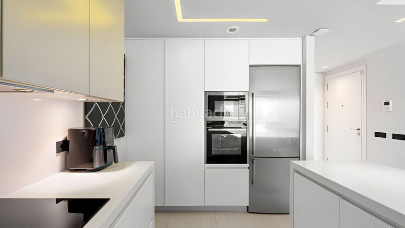Foto e02e03c3-de3c-4b76-bd9a-34d4b162a32b. Apartament amb aparcament piscina a Nueva Andalucía centro Marbella