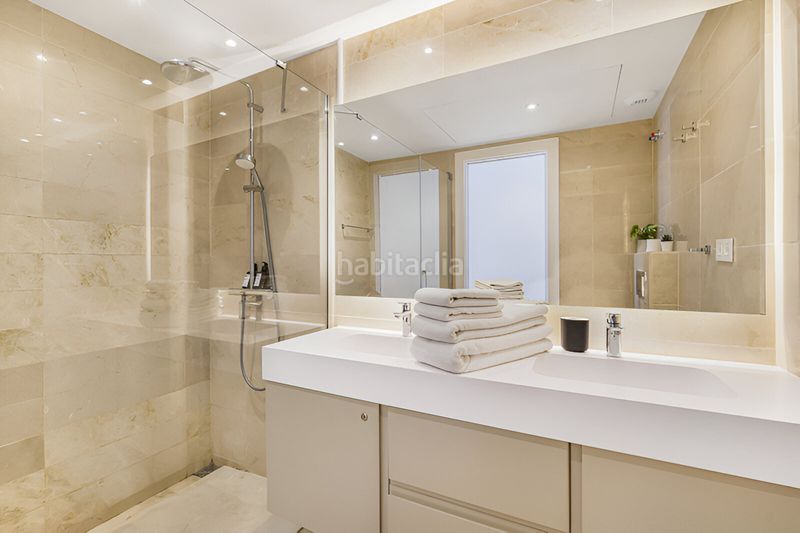 Foto b35606a0-0859-4014-8ee4-c0f4169a9883. Apartament amb aparcament piscina a Nueva Andalucía centro Marbella
