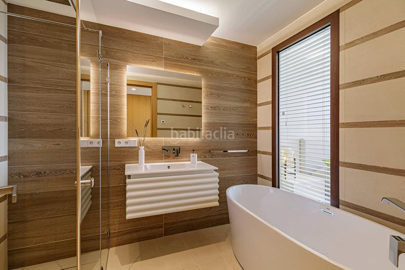 Foto 5ec5e406-63cf-4447-b358-9328e64bd875. Apartamento  en planta media en venta en La Quinta en Benahavís