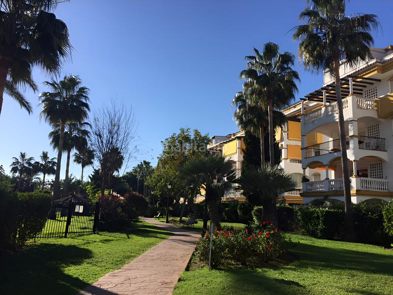 Foto 7892fdff-5d4e-4fb2-a482-94d517bd8315. Ático  en venta en Puerto Banús en Puerto Banús Marbella