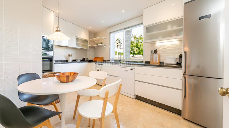 Foto bb23cf43-abed-45f1-a207-91983d4f1250. Apartament amb aparcament piscina a Guadalmina Alta Marbella