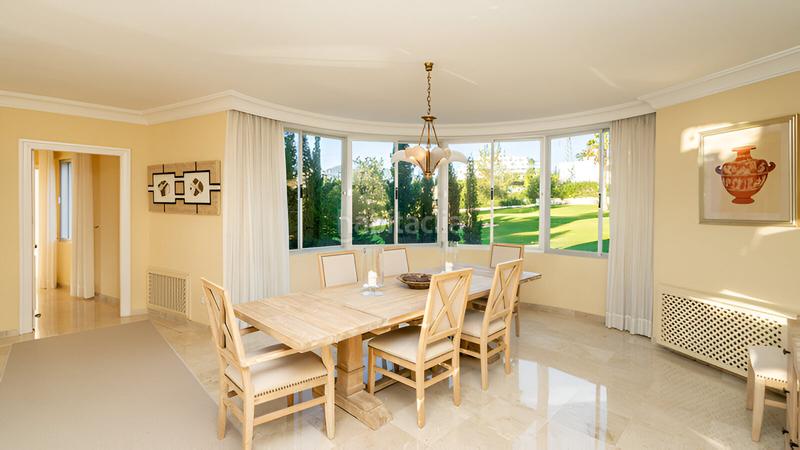 Foto dfe1f01c-fbcf-4aed-979d-d931806fa47b. Apartament amb aparcament piscina a Guadalmina Alta Marbella