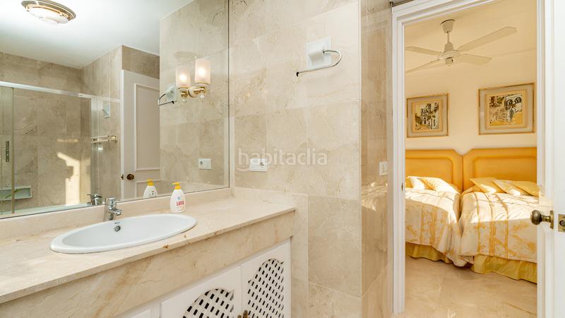 Foto f76574f6-07ec-4778-8d8b-42ece4800a10. Apartament amb aparcament piscina a Guadalmina Alta Marbella