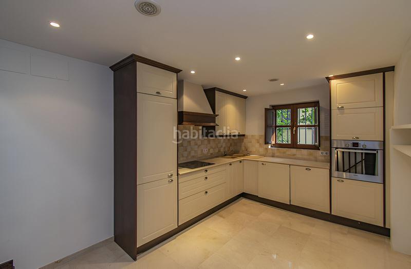 Foto 6cb0249a-f6c9-41b5-bf83-c4a5ac4afb94. Semi detached house with pool in Puente Romano Marbella