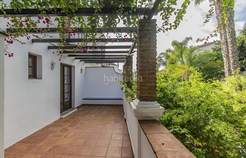 Foto d79541a2-4f41-48dd-badc-bbfa4f61c015. Semi detached house with pool in Puente Romano Marbella