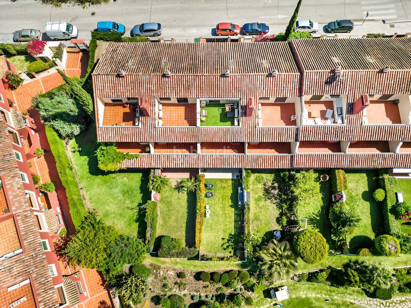 Foto 7f9a2cb8-71f5-4bb4-a697-5f9021814207. Casa adosada  en venta en nageles en Nagüeles Alto Marbella