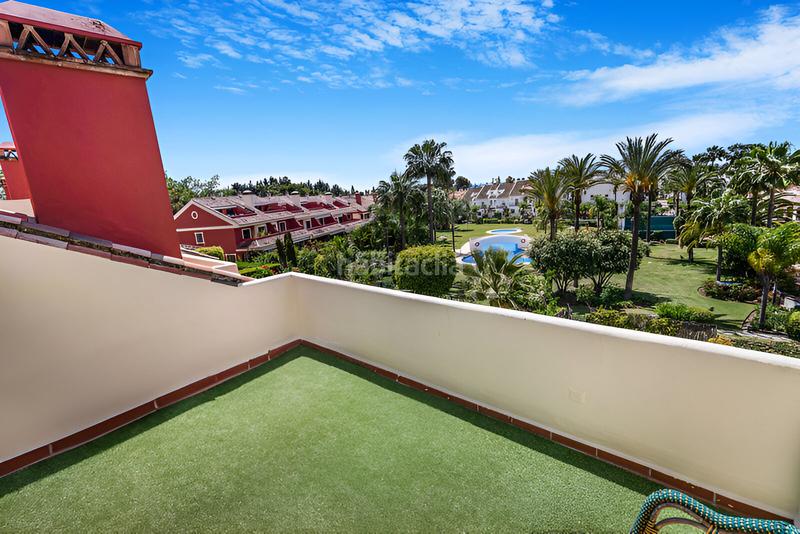 Foto e5fd61e8-e81d-4e36-a2fb-be6b1a86bbb8. Casa adosada  en venta en nageles en Nagüeles Alto Marbella