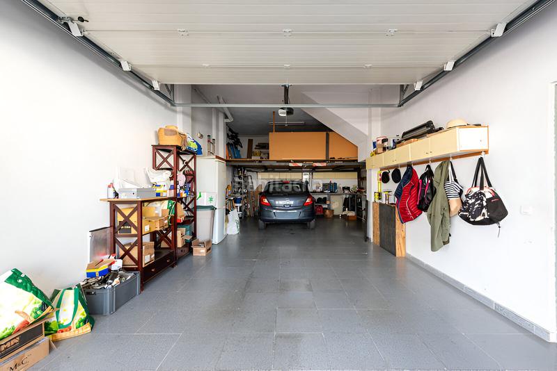 Foto 0744ebe5-825a-439a-96cd-52a751e656bc. Casa adossada amb aparcament piscina a Manilva pueblo Manilva