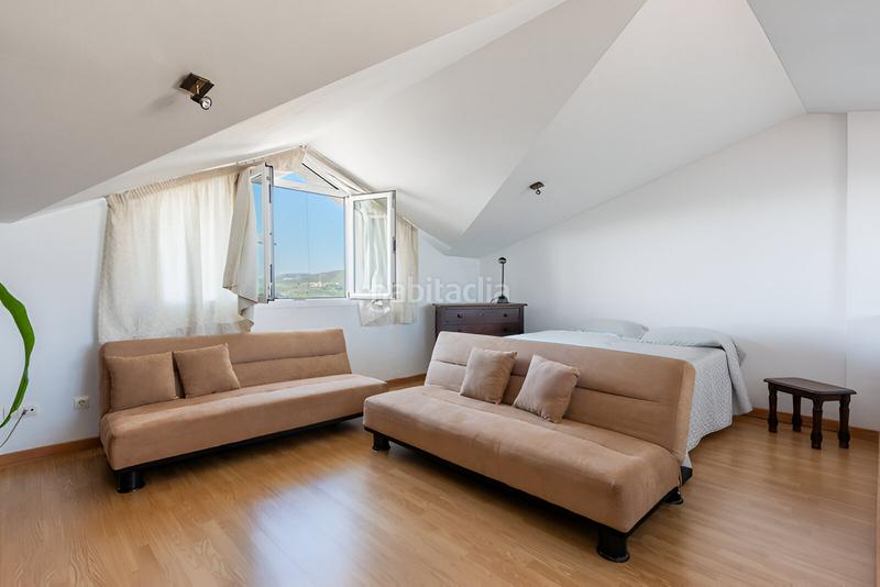 Foto 6f64d6a0-2af9-4b8e-a818-0d29a6ba2921. Casa adossada amb aparcament piscina a Manilva pueblo Manilva