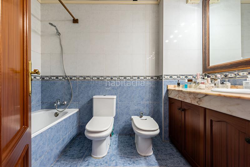 Foto fcb35f36-e1a8-4737-ae47-79fa0ec9d3fa. Casa adossada amb aparcament piscina a Manilva pueblo Manilva