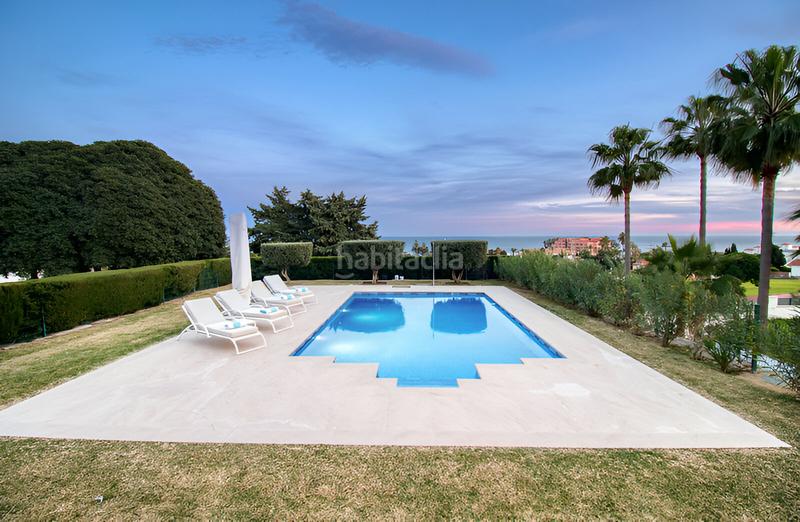 Foto 1ee42ac1-0285-4429-b2c8-b01c90543d4e. Casa con parcheggio piscina in La Duquesa Manilva