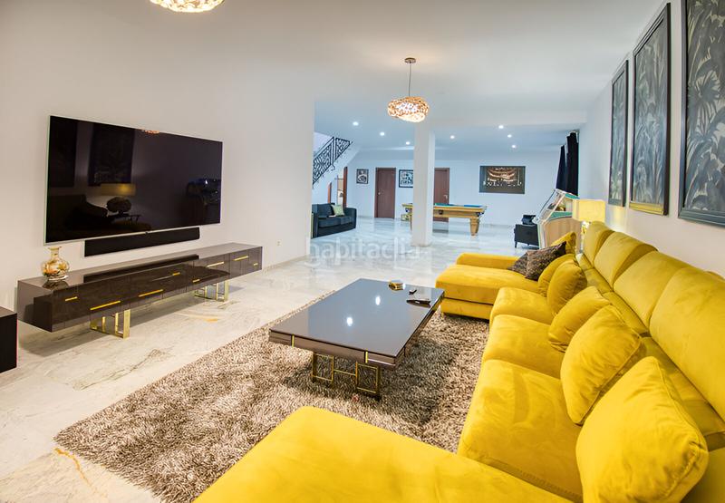 Foto 444f86f6-e956-45f2-a388-4b3c61ce5806. Casa con parcheggio piscina in La Duquesa Manilva