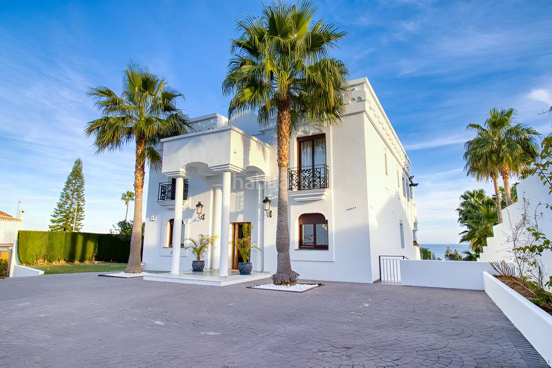 Foto 798c33c0-af25-439a-b17b-720dbf08d590. Casa con parcheggio piscina in La Duquesa Manilva