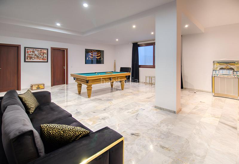 Foto c342efed-417f-422a-917c-9576147bd34e. Casa con parcheggio piscina in La Duquesa Manilva