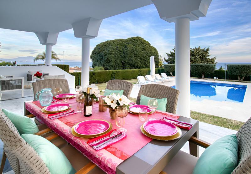 Foto ea8ccf5a-e707-45d0-8e2d-d7737bff79b3. Casa con parcheggio piscina in La Duquesa Manilva