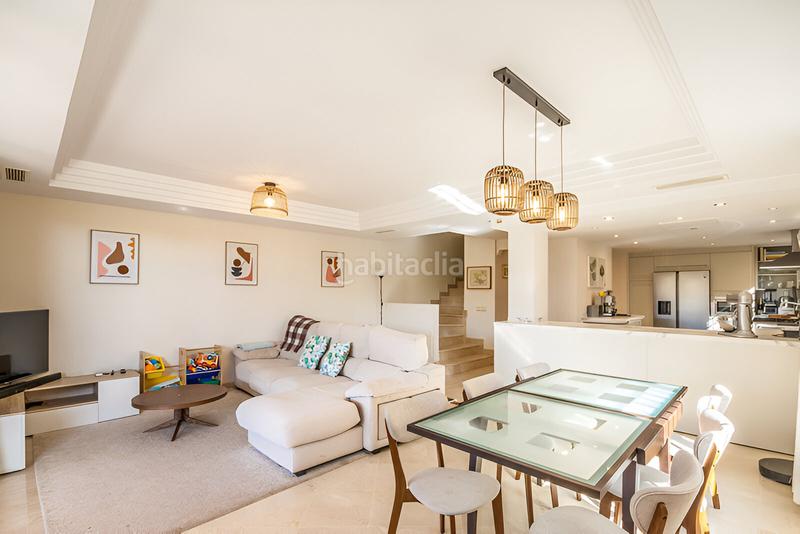 Foto 295cfb0b-65c2-42f8-b6b8-3aa241c6aacd. Maison jumelée avec parking piscine dans Riviera del Sol Mijas