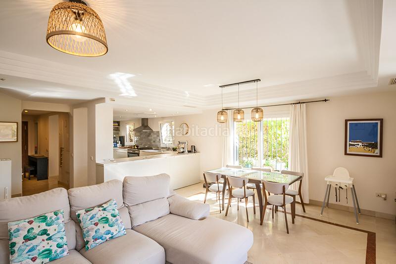 Foto 41f93744-5787-4286-8209-c1a23d45bdea. Maison jumelée avec parking piscine dans Riviera del Sol Mijas