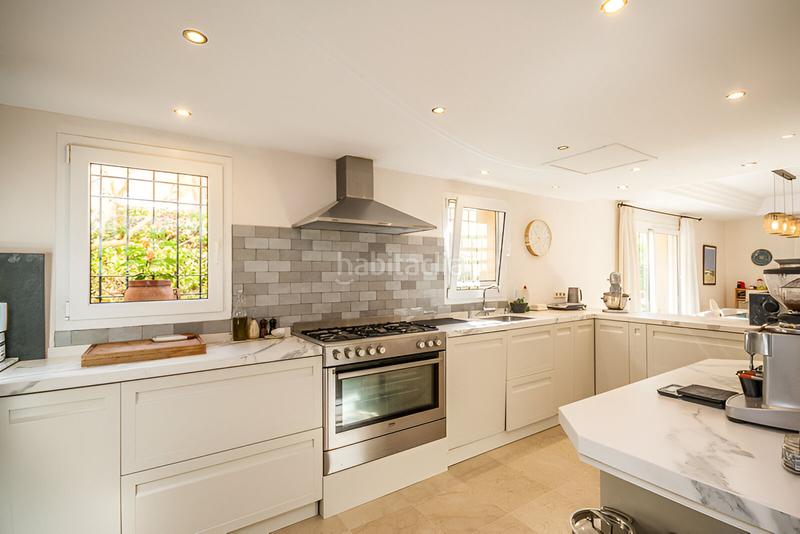 Foto 7ad233c2-11d1-4cf2-8e0a-e6257ce152ed. Maison jumelée avec parking piscine dans Riviera del Sol Mijas