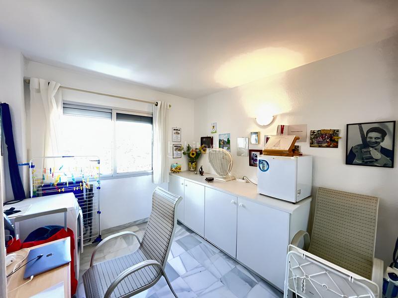 Foto 04343741-e641-4fc1-a0dc-b6a642c49f5a. Apartamento  en planta intermedia en venta en Riviera del Sol en Mijas