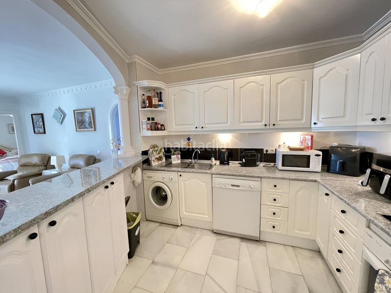 Foto 40d19d23-16e0-4a30-bbbc-177f9821a24e. Apartamento  en planta intermedia en venta en Riviera del Sol en Mijas