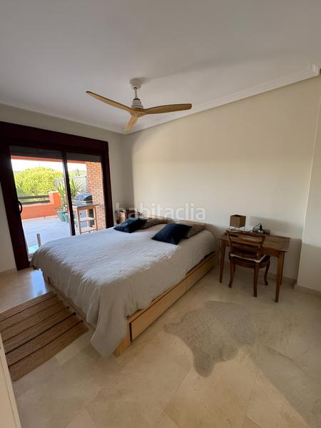 Foto 981bb3f4-ca86-4a6d-b7c9-57fb990050cb. Apartamento  en planta intermedia en venta playa en Casares