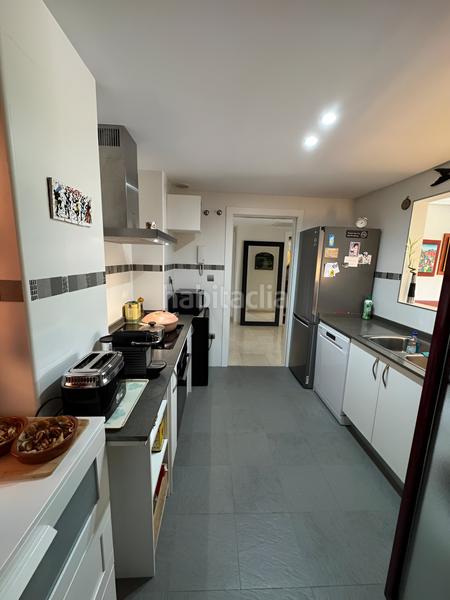 Foto c5918a91-4fa6-49fa-a996-f61bb692361b. Apartamento  en planta intermedia en venta playa en Casares