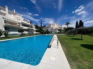 Rez-de-chaussée à Río Real. Apartamento en planta baja en venta en río real