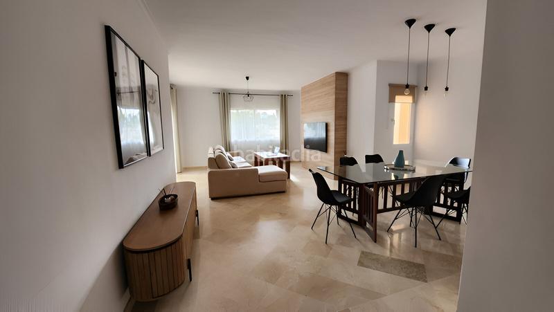 Foto 4fa9e020-fddc-479e-bb9c-f04ac625a29d. Ático  en venta en Las Brisas en Las Brisas Marbella