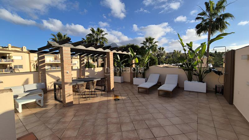 Foto c1bdcc62-4e95-464b-857a-0dbe1be54487. Ático  en venta en Las Brisas en Las Brisas Marbella