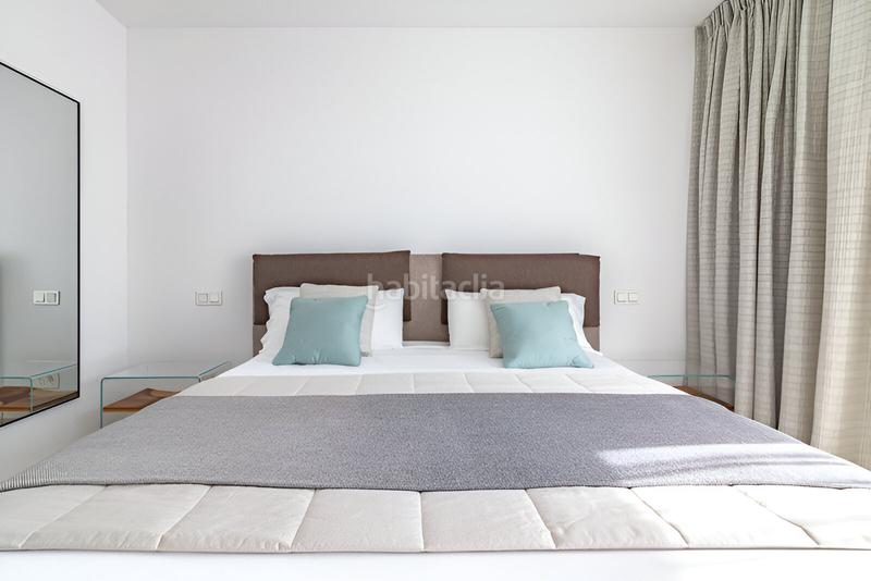 Foto 1728b074-f970-46cf-add5-52865cd4ef86. Dúplex  en venta en la milla de oro en Puente Romano Marbella