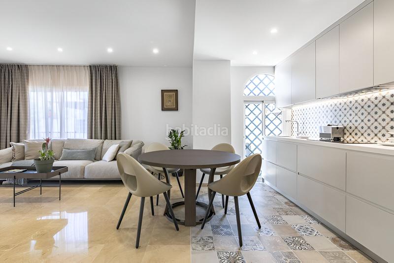 Foto 3e3f6ff7-4ef4-4df7-b725-09b45e506c83. Dúplex  en venta en la milla de oro en Puente Romano Marbella