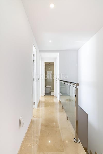 Foto e0fdf48a-2600-4232-ad94-82f11d905976. Dúplex  en venta en la milla de oro en Puente Romano Marbella