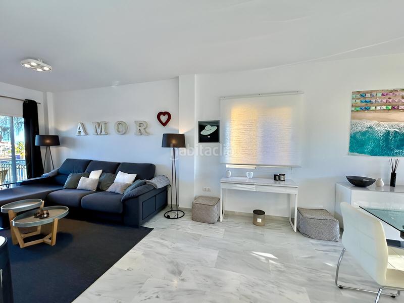 Foto fc0f41e4-c02a-4c15-9279-7a69537e05e5. Apartamento  en planta media en venta en Riviera del Sol en Mijas