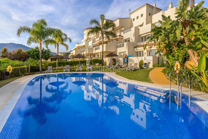 Foto 27f7c41e-3a52-4b17-8d77-cd4b5edef366. Appartement mit heizung pool in los arqueros - puerto del almendro Benahavís