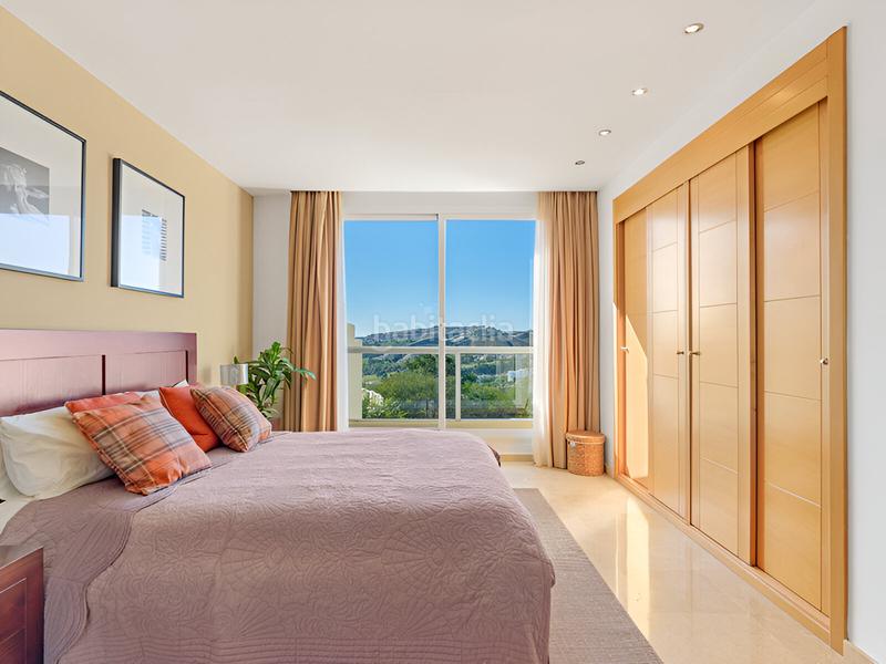 Foto b837e996-ae97-4357-b147-5f9107765a38. Appartement mit heizung pool in los arqueros - puerto del almendro Benahavís