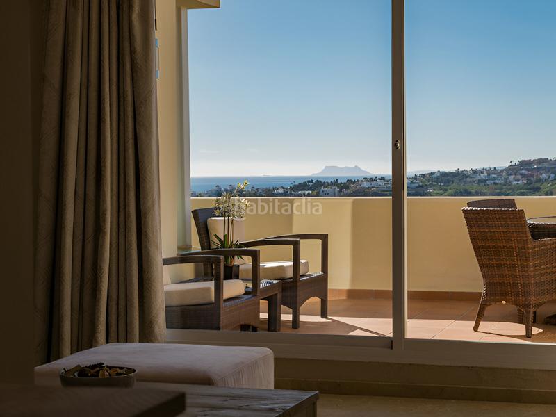 Foto cdc7ca85-78c3-4e95-a478-40ac43bf6ce9. Appartement mit heizung pool in los arqueros - puerto del almendro Benahavís