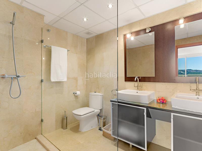 Foto e35e3173-9b3e-4fb9-bf73-422805418886. Appartement mit heizung pool in los arqueros - puerto del almendro Benahavís