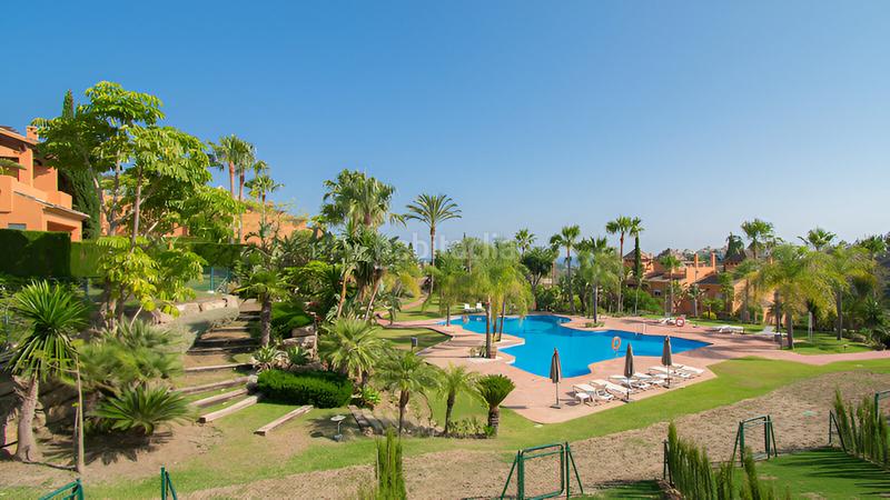 Foto 70a0d57b-67ec-41fd-8892-ed93db7ff3c1. Casa adosada adosado en venta en Benahavís pueblo Benahavís