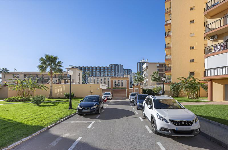 Foto 4c5b23d2-7953-4e94-a0c5-357073dc06ea. Apartament amb aparcament piscina a Playamar - Benyamina Torremolinos