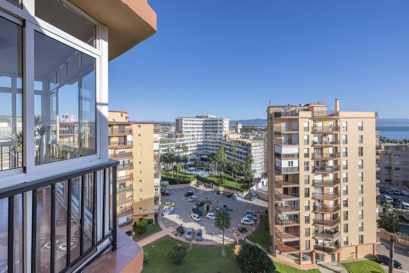 Foto e60388be-a158-415d-bbab-e60158a8beb4. Apartament amb aparcament piscina a Playamar - Benyamina Torremolinos