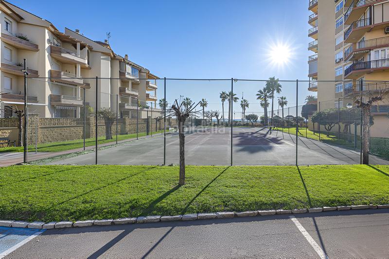 Foto ec403c8e-7168-44f5-8135-83108be4d285. Apartament amb aparcament piscina a Playamar - Benyamina Torremolinos
