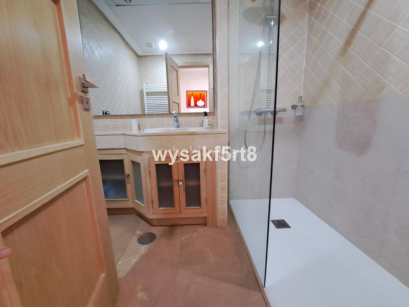 Foto 49b7f56a-dc90-4d77-baef-5f2990e9ba66. Appartement mit parking pool in La Duquesa Manilva